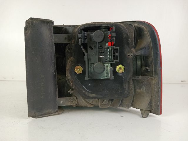 bontott FIAT STILO Bal Külső Hátsó Lámpa