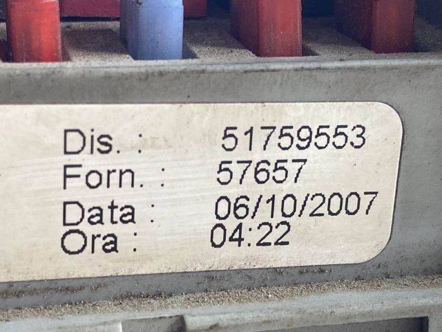 bontott FIAT STILO Biztosítéktábla Doboz