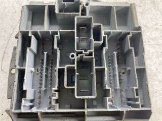 bontott FIAT STILO Biztosítéktábla Doboz