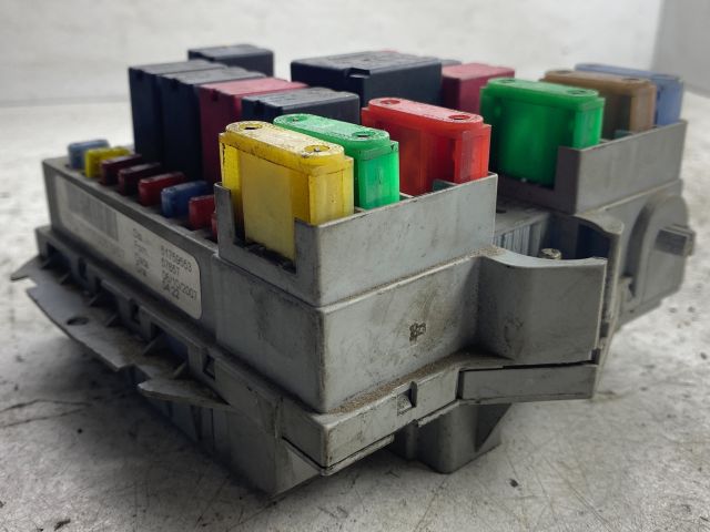 bontott FIAT STILO Biztosítéktábla Doboz