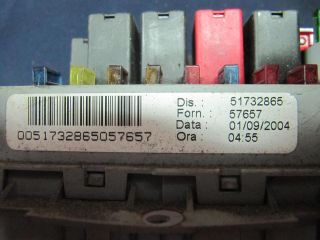 bontott FIAT STILO Biztosítéktábla Motortér