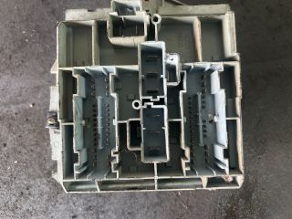 bontott FIAT STILO Biztosítéktábla Utastér