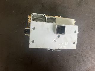 bontott FIAT STILO Biztosítéktábla Utastér