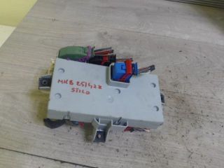 bontott FIAT STILO Biztosítéktábla Utastér