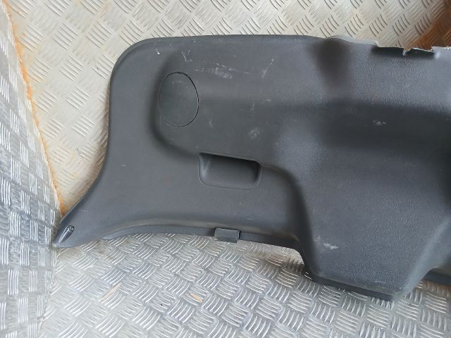 bontott FIAT STILO Csomagtérajtó Kárpit