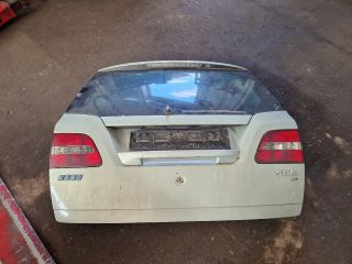 bontott FIAT STILO Csomagtérajtó (Részeivel)