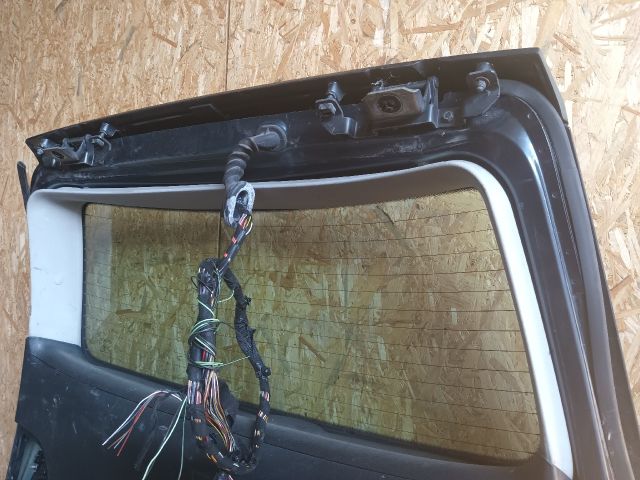 bontott FIAT STILO Csomagtérajtó (Részeivel)