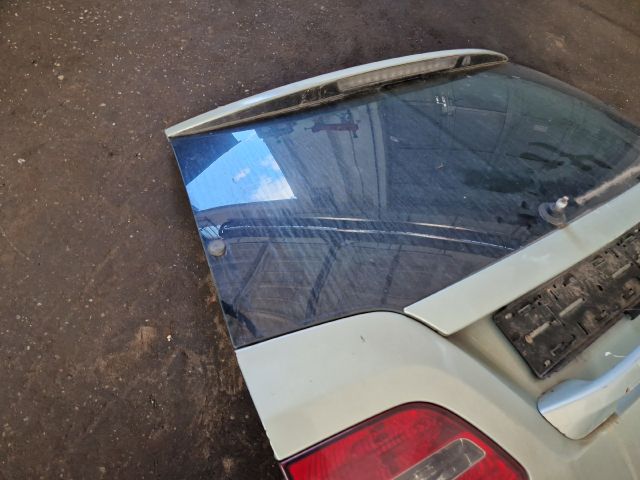 bontott FIAT STILO Csomagtérajtó (Részeivel)