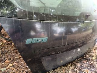 bontott FIAT STILO Csomagtérajtó (Részeivel)
