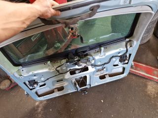 bontott FIAT STILO Csomagtérajtó (Részeivel)