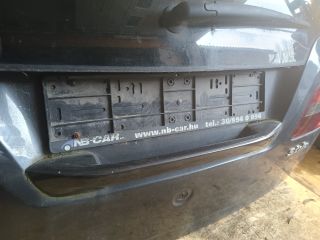 bontott FIAT STILO Csomagtérajtó (Részeivel)