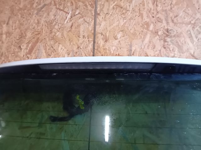 bontott FIAT STILO Csomagtérajtó (Részeivel)