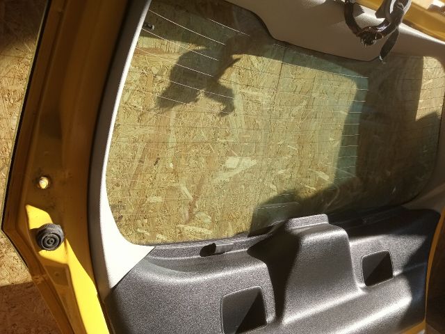 bontott FIAT STILO Csomagtérajtó (Részeivel)