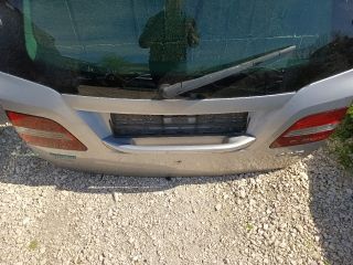 bontott FIAT STILO Csomagtérajtó (Részeivel)