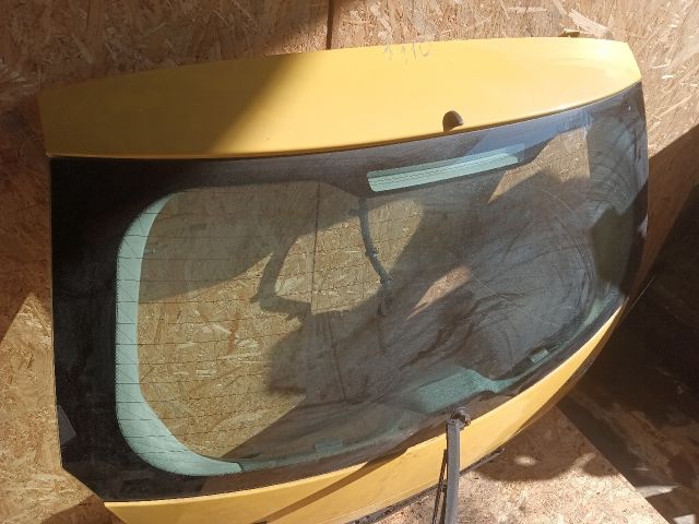 bontott FIAT STILO Csomagtérajtó (Részeivel)