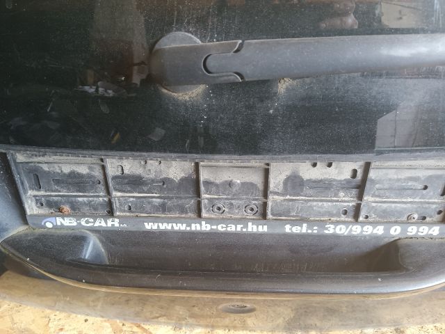 bontott FIAT STILO Csomagtérajtó (Részeivel)
