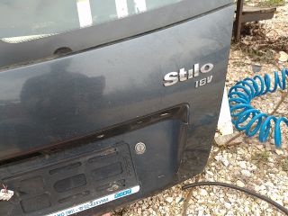 bontott FIAT STILO Csomagtérajtó (Üres lemez)