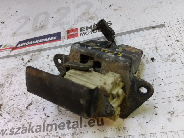 bontott FIAT STILO Csomagtérajtó Zárszerkezet