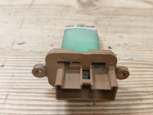 bontott FIAT STILO Előtét Ellenállás Fűtőmotor