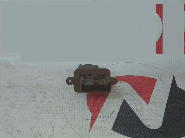 bontott FIAT STILO Előtét Ellenállás Fűtőmotor