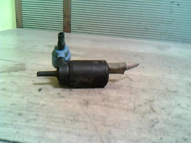 bontott FIAT STILO Első Ablakmosó Szivattyú