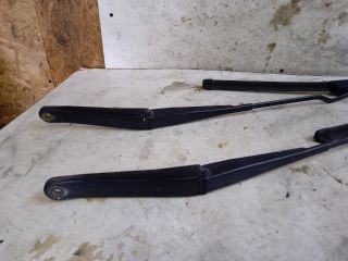 bontott FIAT STILO Első Ablaktörlő Kar