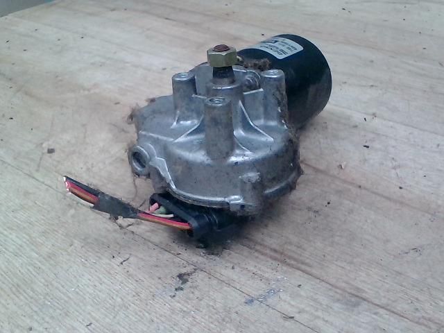 bontott FIAT STILO Első Ablaktörlő Motor