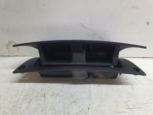 bontott FIAT STILO Első Hamutartó