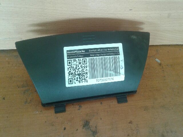 bontott FIAT STILO Első Hamutartó