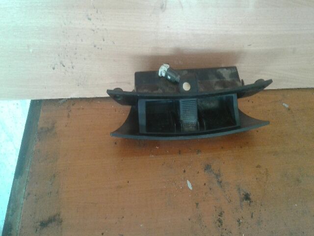 bontott FIAT STILO Első Hamutartó