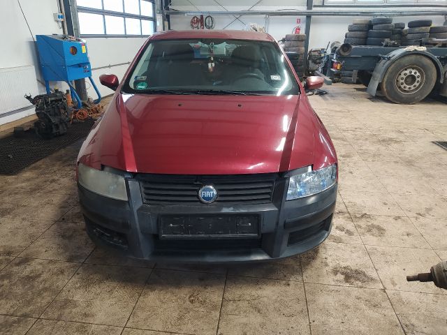 bontott FIAT STILO Első Lökhárító (Üresen)