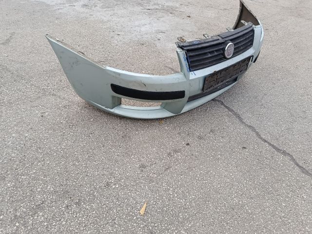 bontott FIAT STILO Első Lökhárító (Üresen)