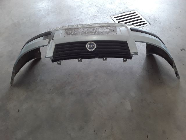 bontott FIAT STILO Első Lökhárító (Üresen)