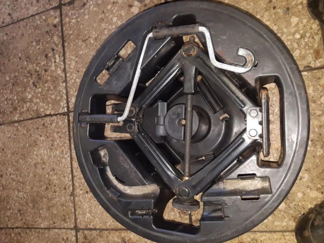 bontott FIAT STILO Emelő