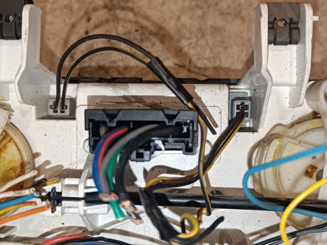 bontott FIAT STILO Fűtéskapcsoló (manuális klímás)