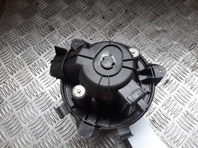 bontott FIAT STILO Fűtőmotor (Klímás)