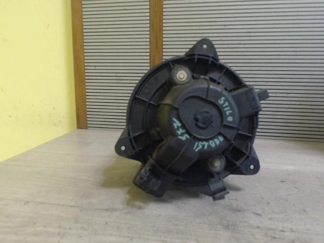 bontott FIAT STILO Fűtőmotor (Nem klímás)