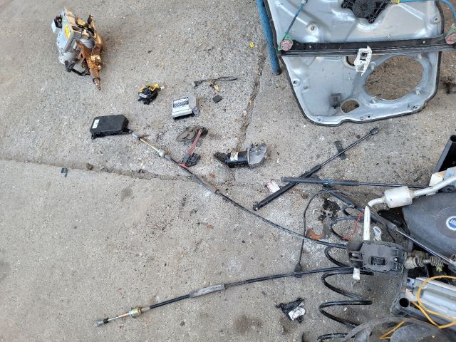 bontott FIAT STILO Gázrugós Kitámasztó Teleszkóp Csomagtérajtó Bal