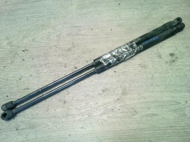 bontott FIAT STILO Gázrugós Kitámasztó Teleszkóp Motorháztető