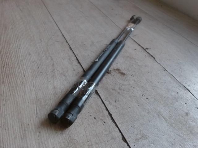 bontott FIAT STILO Gázrugós Kitámasztó Teleszkóp Pár Csomagtérajtó