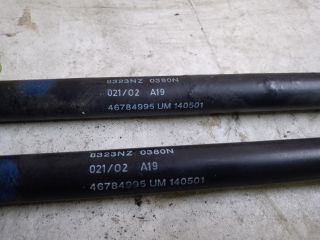 bontott FIAT STILO Gázrugós Kitámasztó Teleszkóp Pár Csomagtérajtó