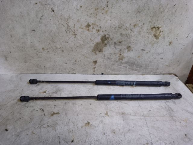 bontott FIAT STILO Gázrugós Kitámasztó Teleszkóp Pár Csomagtérajtó
