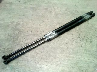 bontott FIAT STILO Gázrugós Kitámasztó Teleszkóp Pár Csomagtérajtó