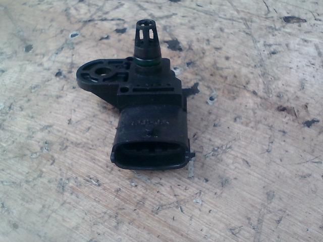 bontott FIAT STILO GPS Antenna