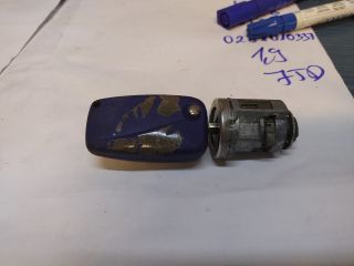 bontott FIAT STILO Gyújtáskapcsoló Zárbetét