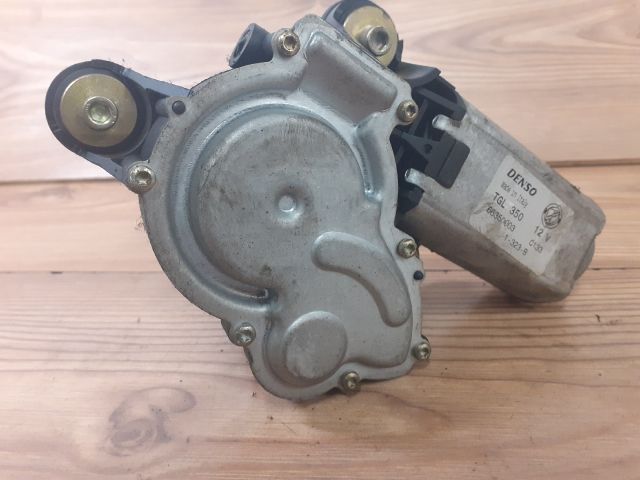 bontott FIAT STILO Hátsó Ablaktörlő Motor