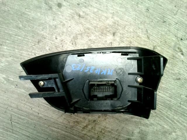 bontott FIAT STILO Hátsó Ködzárófény Kapcsoló