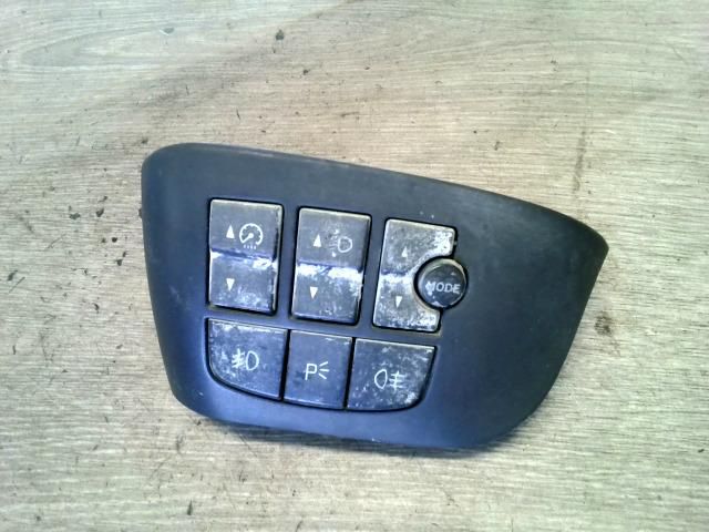 bontott FIAT STILO Hátsó Ködzárófény Kapcsoló