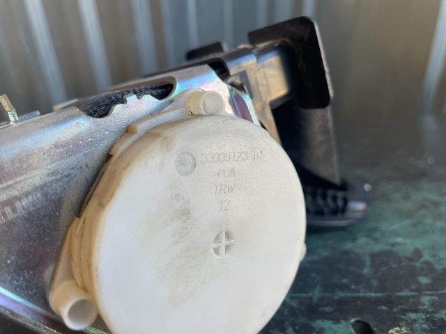 bontott FIAT STILO Hátsó középső Biztonsági Öv