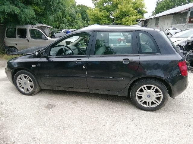 bontott FIAT STILO Hátsó Lökhárító Merevítő (Fém)